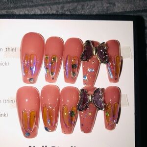 Chic Butterfly Press-On Nails nwot